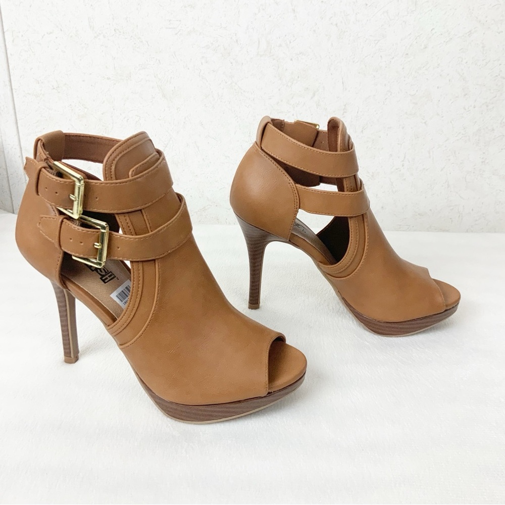 Brash Jayden Cognac Brown Buckle Open Toe Bootie Heels Size 6.5 Faux Leather - Picture 3 of 7